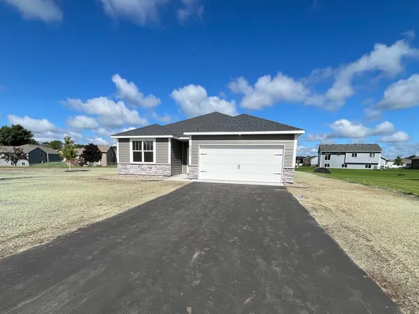 8002 Hunter Lake Dr, Clear Lake, MN 55319