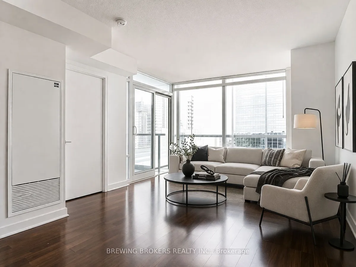 Building Photo - 5740 Yonge St #1307