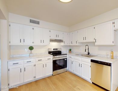 712 W Limberlost Dr Unit 57, Tucson, AZ, 85705