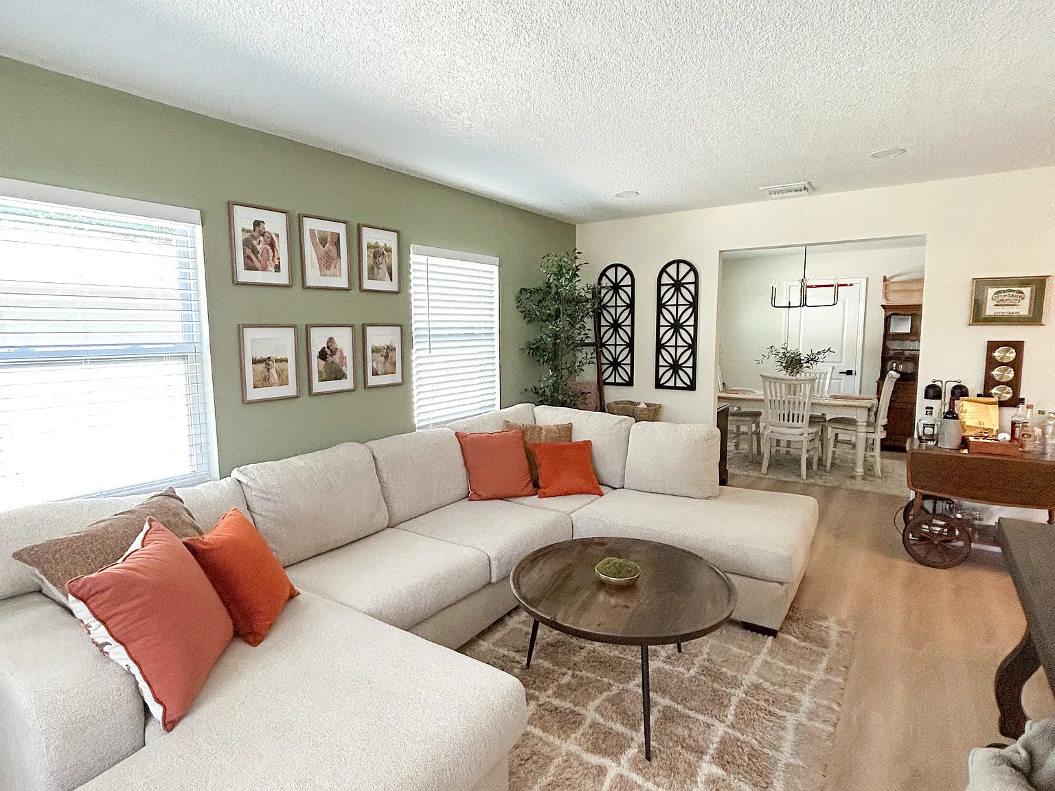 2 bed, 1000 sqft, $2,800 — Photo 1