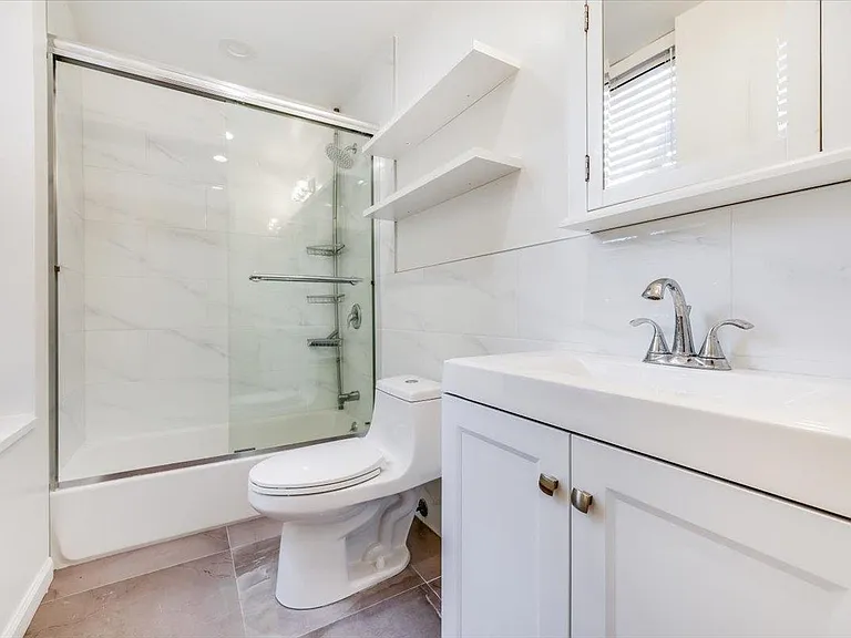 132 Adams St #2 — Photo 10