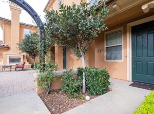 77 Long Mdw #87, Irvine, CA 92620