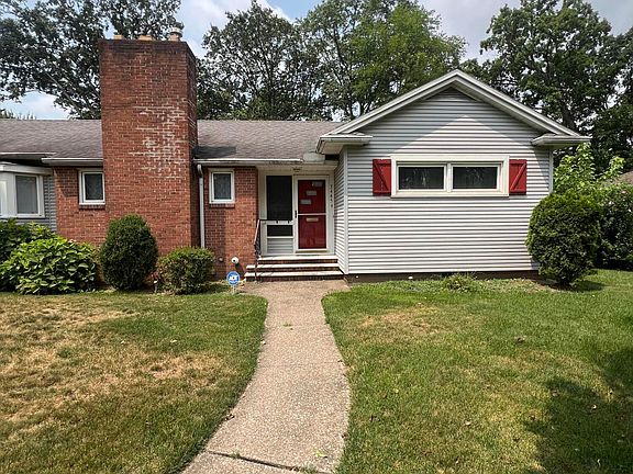 2nd image of 3445 Woodley Rd