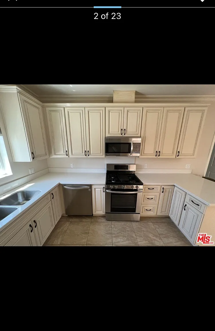 2 bed, 1350 sqft, $3,000 — Photo 2