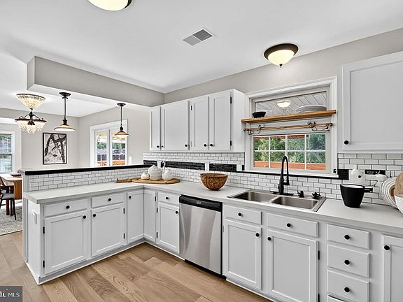 2nd image of 74 Noel Dr