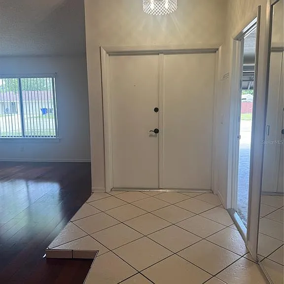 2329 Pine Tree Ct — Photo 32