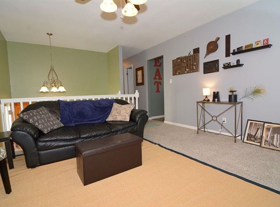 4th image of 5816 Whitethorne Dr
