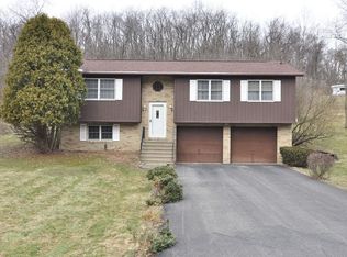 9641 Goehring Rd, Cranberry Township, PA 16066
