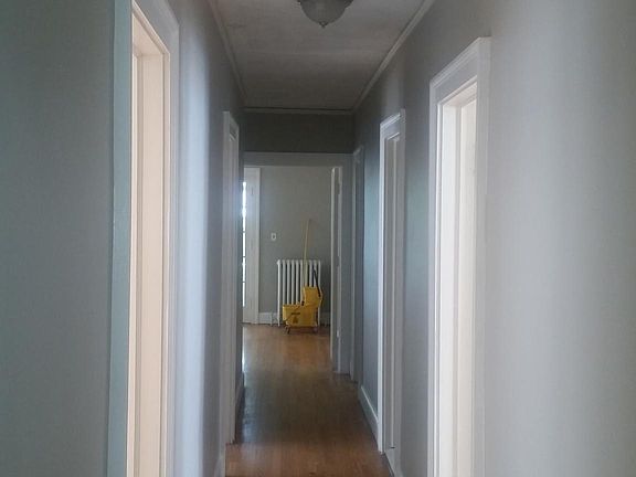 5th image of 20 S Pine Ave