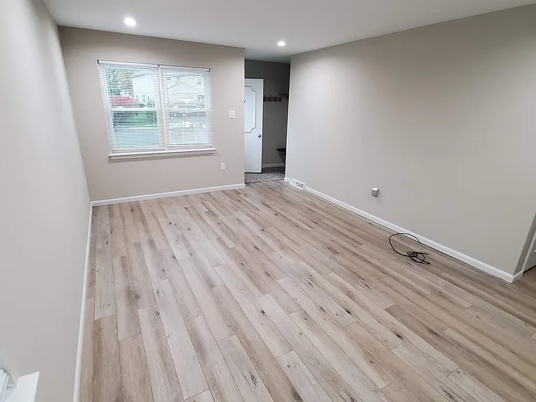 270 Danny Ln — Photo 4