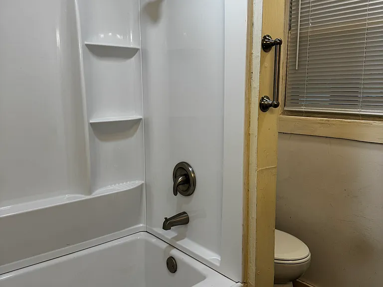 243 Boomer Commons Center Rd — Photo 14