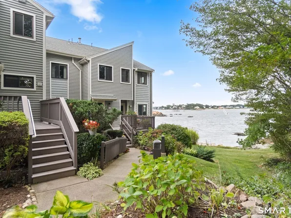 42 Turtle Bay Dr #42, Branford, CT 06405