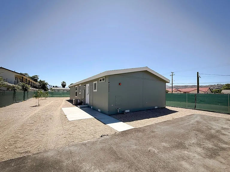 26450 San Jacinto St — Photo 2