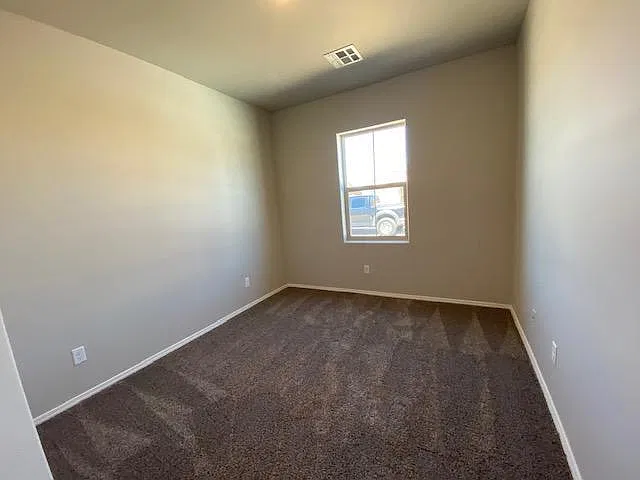 4 bed, 2.0 bath, 1907 sqft, $2,695 — Photo 3
