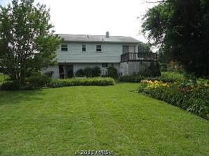 3rd image of 7715 Woodstock St