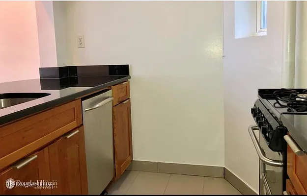 Rented by Douglas Elliman | media 4