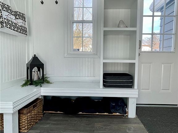 4th image of 1544 Edgefield Rd