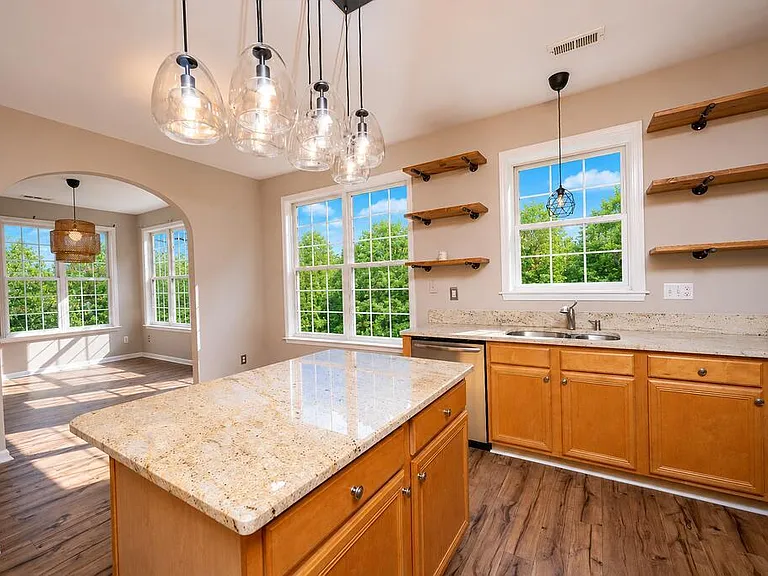 5803 Whisperwood Dr — Photo 13