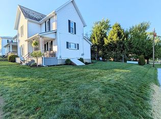 303 Maple St SW, Sugarcreek, OH 44681