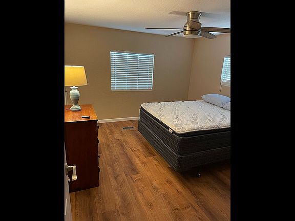 2nd bedroom. 