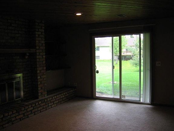 3rd image of 6706 Buckingham Bay