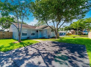 9963 SW 222nd Ter, Cutler Bay, FL 33190