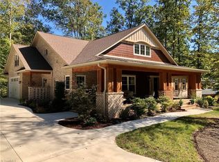 179 Laurel Wood Dr, Eden, NC 27288