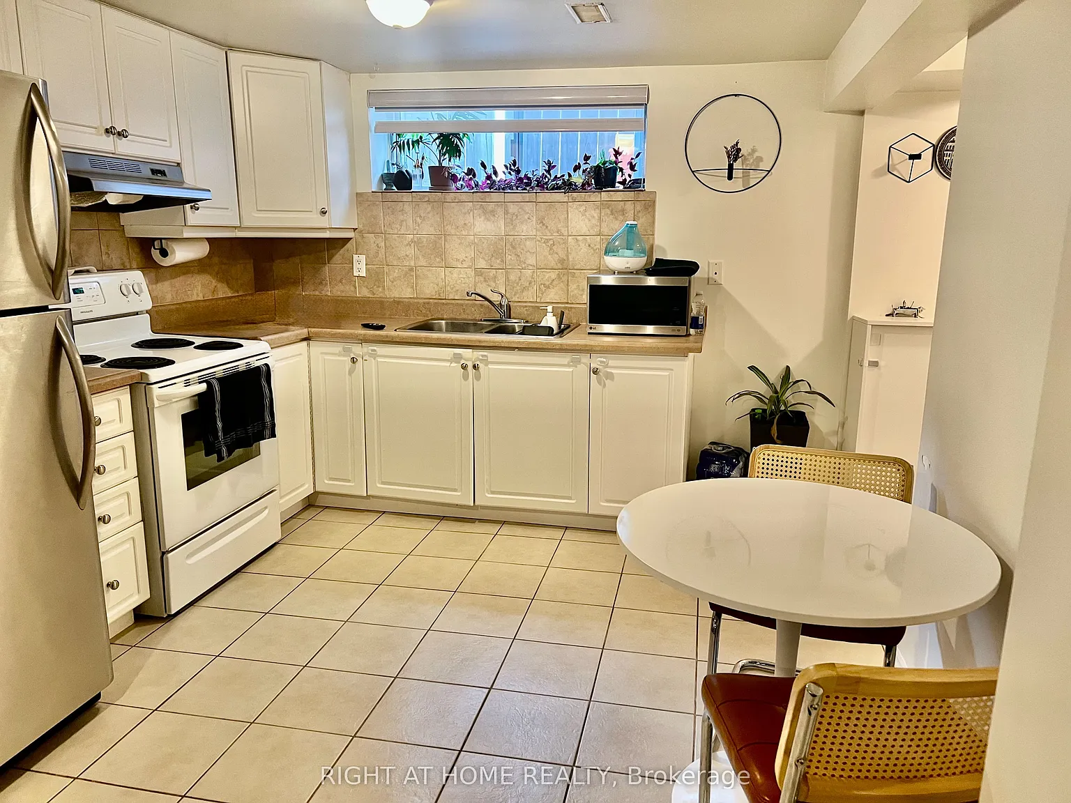 1 bed, $1,750 — Photo 4