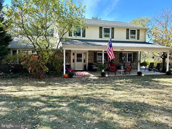 532 McCarty Dr, Furlong, PA 18925