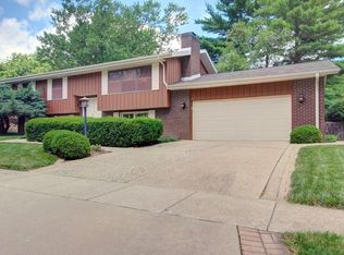 702 Park Lane Dr, Champaign, IL 61820