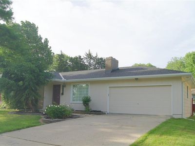 1919 Seneca St, Leavenworth, KS, 66048