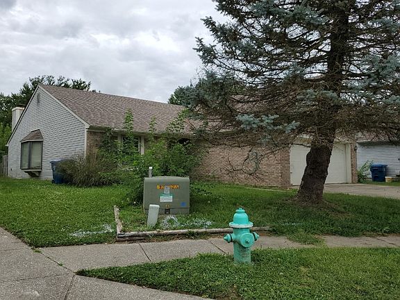 3rd image of 1518 N Park Vista Ct