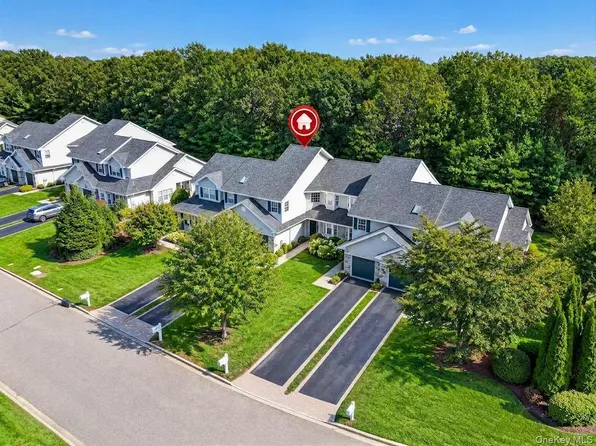 23 Willow Wood Drive, East Setauket, NY 11733
