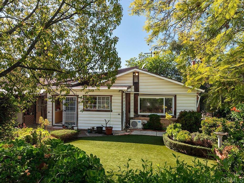 1st image of 210 S Orange Ave