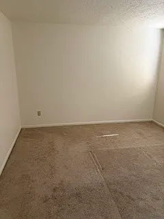 511 W Main St #27 — Photo 10