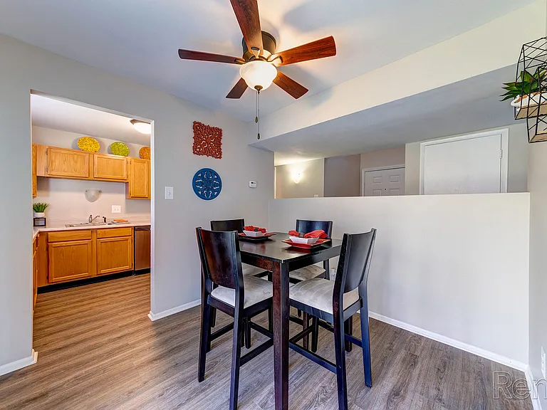 Cherry Creek Apartments — Photo 13