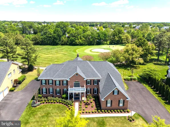 15214 Golf View Dr, Haymarket, VA 20169