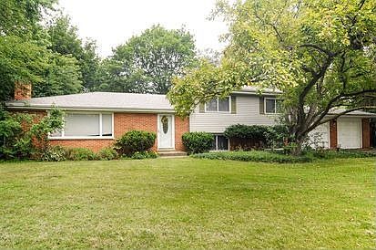 1st image of 583 E Diane Dr