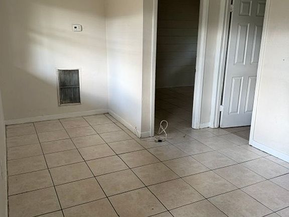 3rd image of 1339 28th St S APT 2