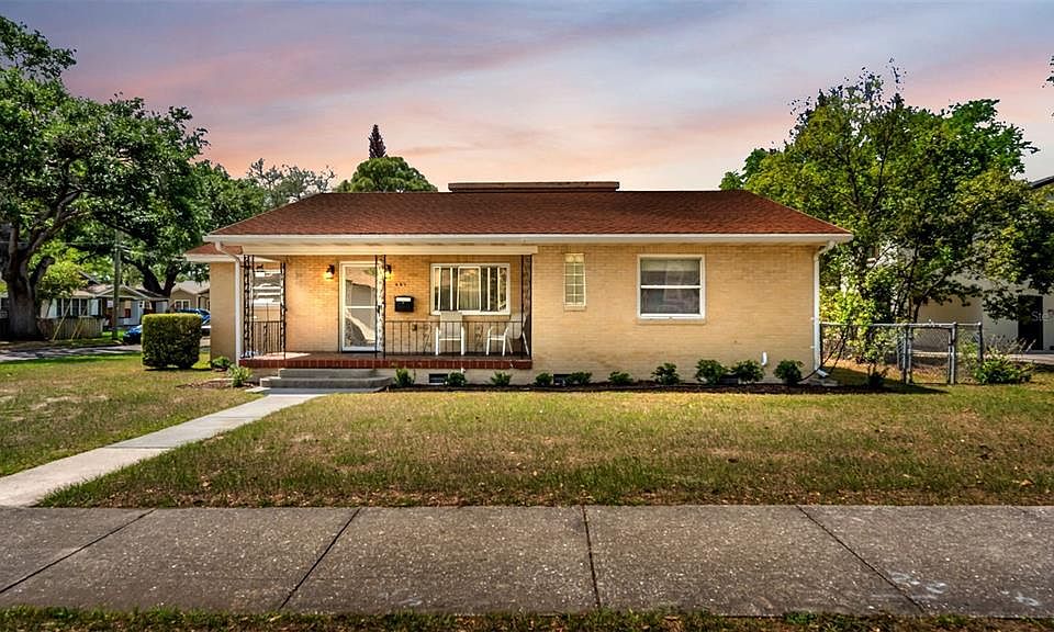 1st image of 621 S INGRAHAM AVENUE