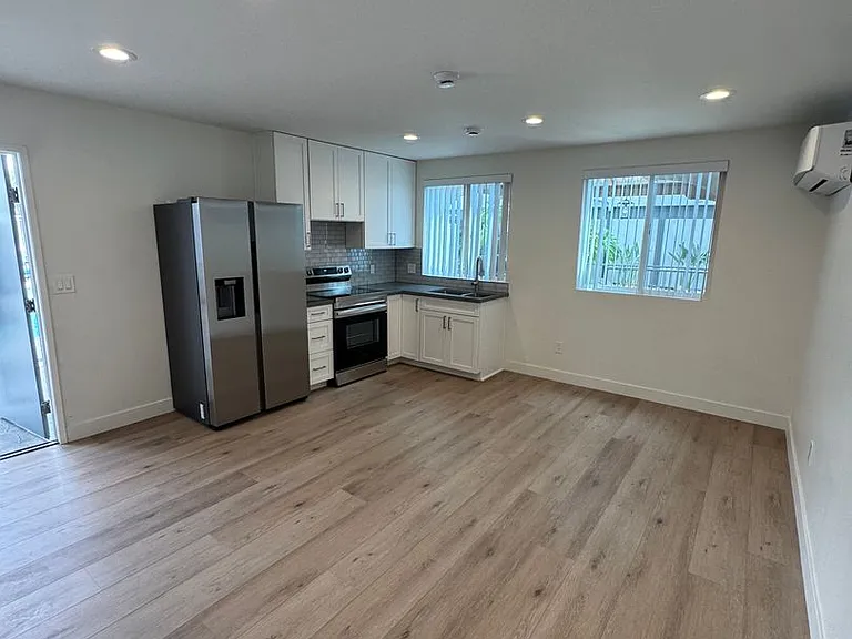 Tustin Palms Apartment Homes — Photo 35
