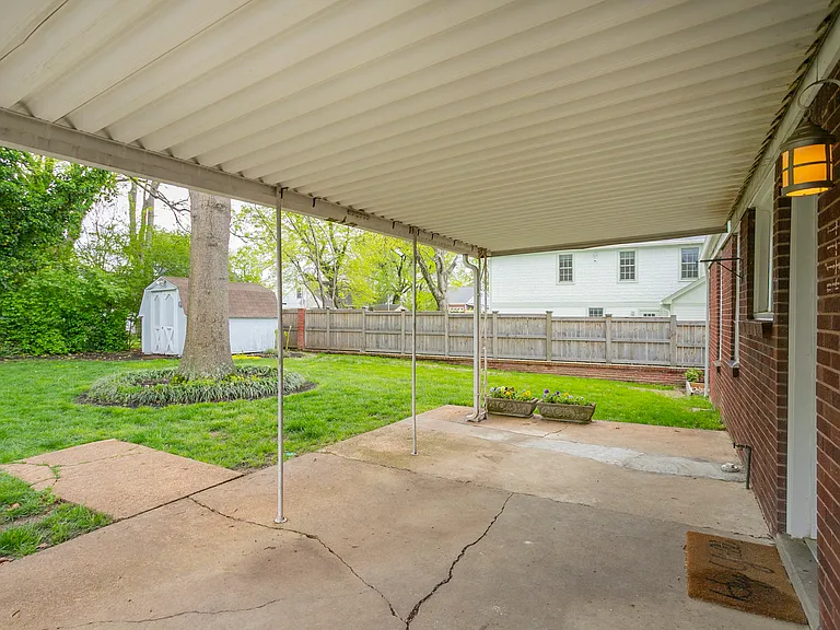 611 Shady Ln — Photo 33