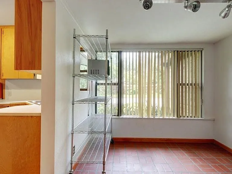 1400 Larkwood Dr — Photo 33