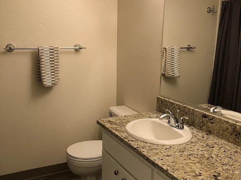 376 Catron St N #1 — Photo 11