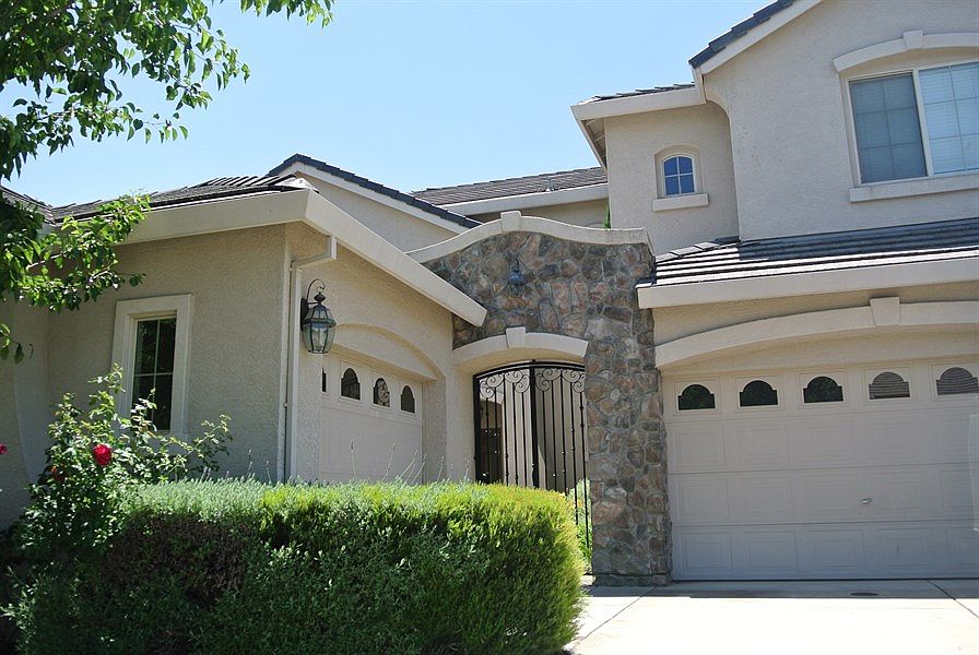 1st image of 9740 McKenna Dr