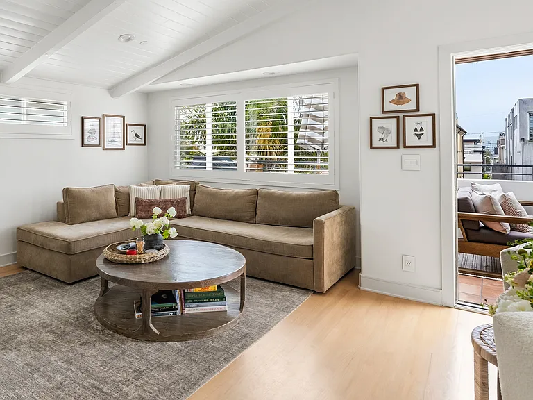 445 Marine Ave — Photo 14