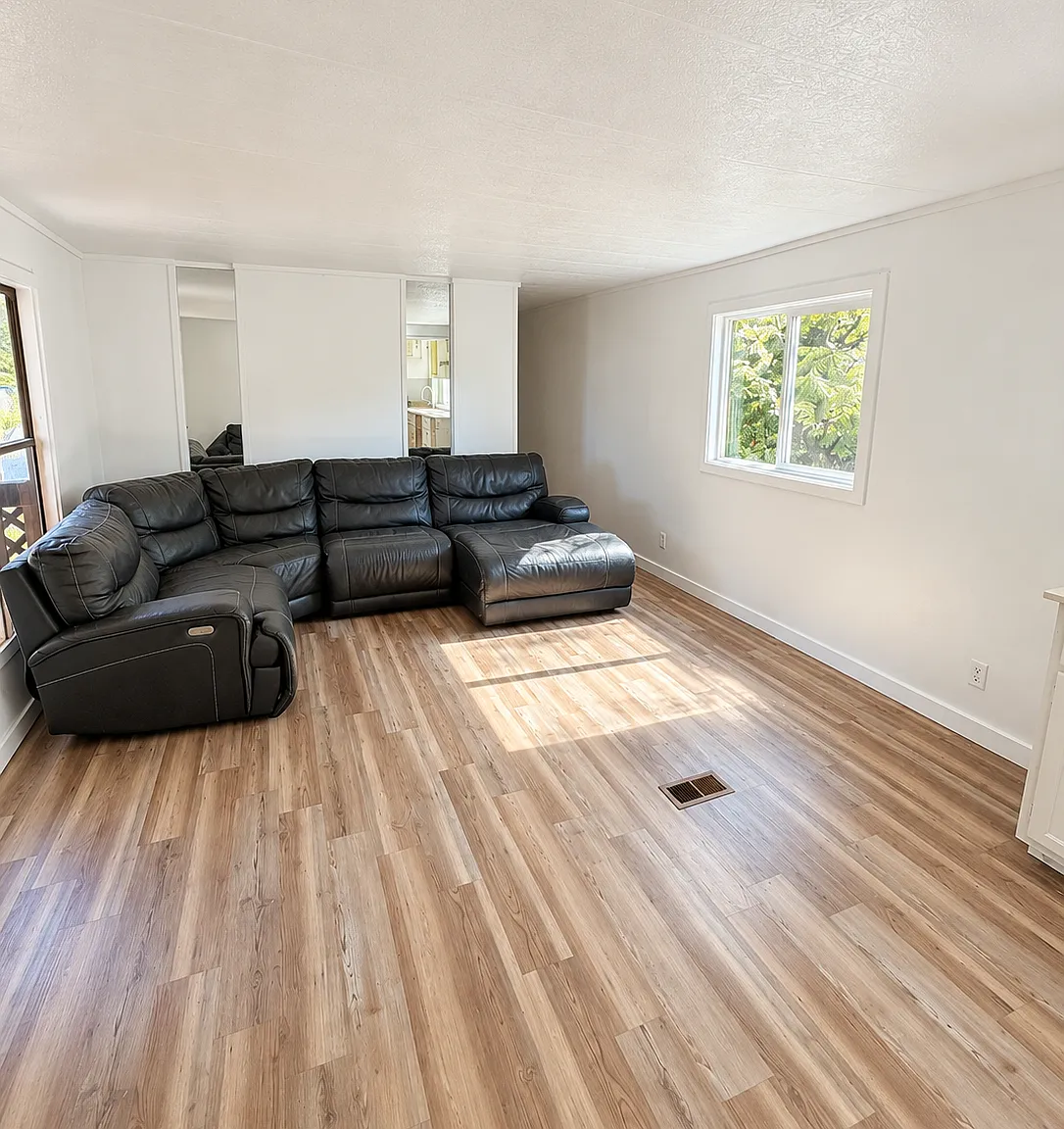 3 bed, $2,400 — Photo 4
