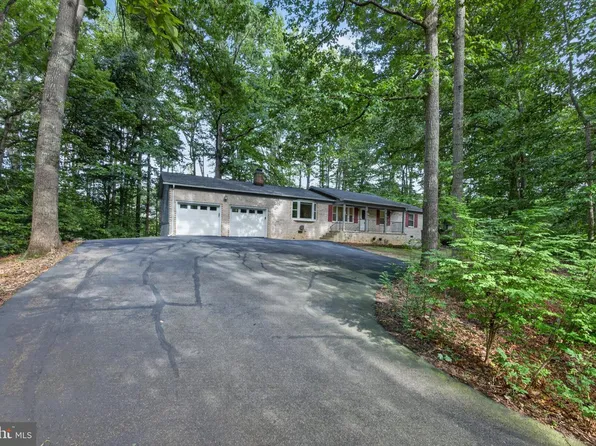23 Greenridge Dr, Stafford, VA 22554