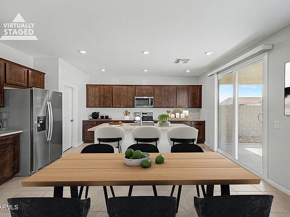 4th image of 18068 W CAMINO DE ORO --