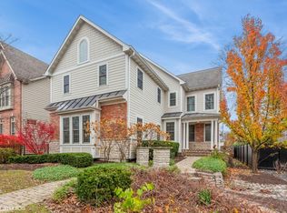 540 S Webster St, Naperville, IL 60540